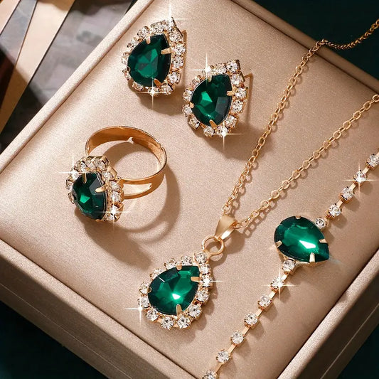 ZEVORA Elisandre Vermont Jewelry Set – Gold