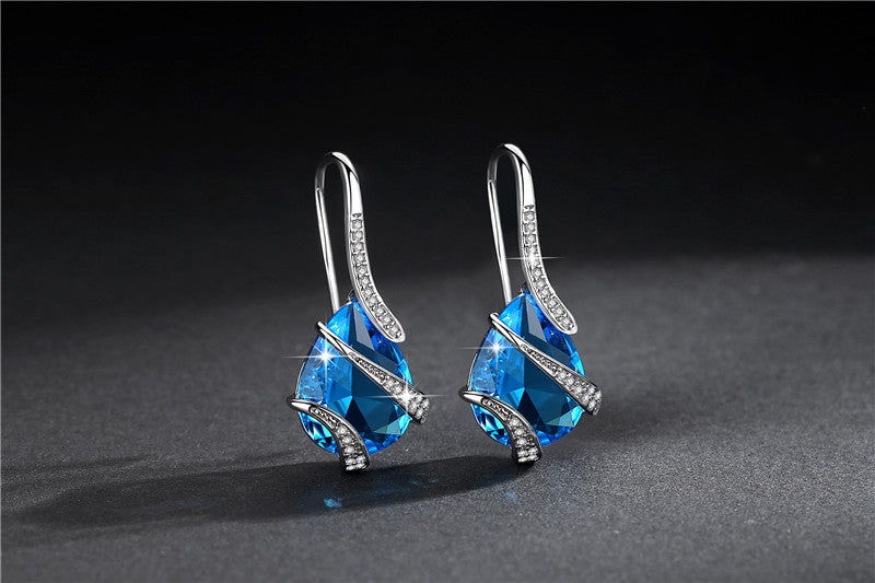ZEVORA Seraphina Thorne Jewelry Set – White Gold