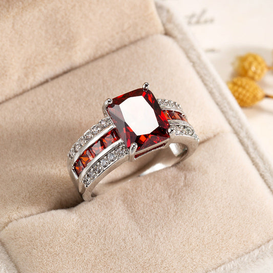 ZEVORA Kassira Redmont Ring – Gold