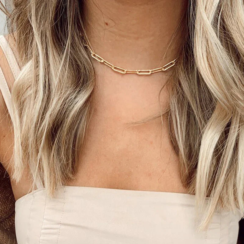 ZEVORA Archen Elegant Chain Necklace – Gold