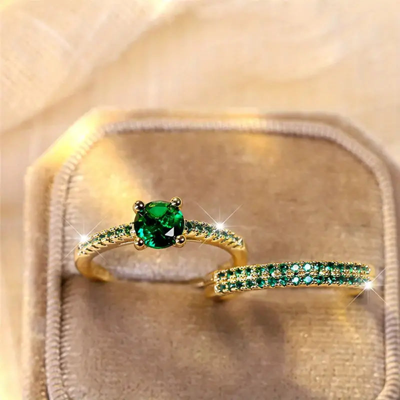 ZEVORA Serena Emerald Duo Ring Set – 18K Gold Stackable Emerald Ring Set
