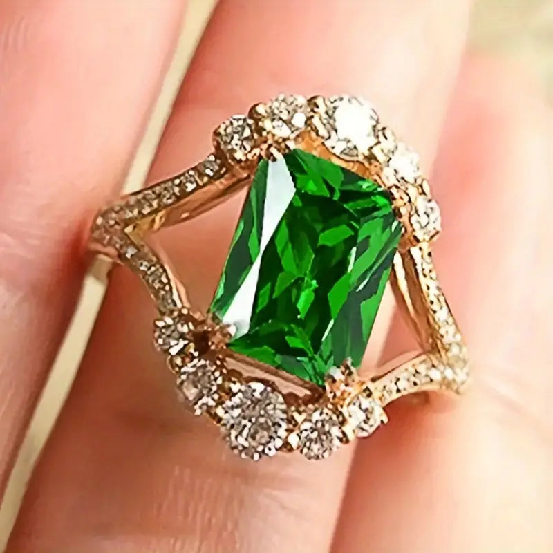 ZEVORA Elisova Grenthal Ring – 18K Gold Emerald Stone Statement Ring
