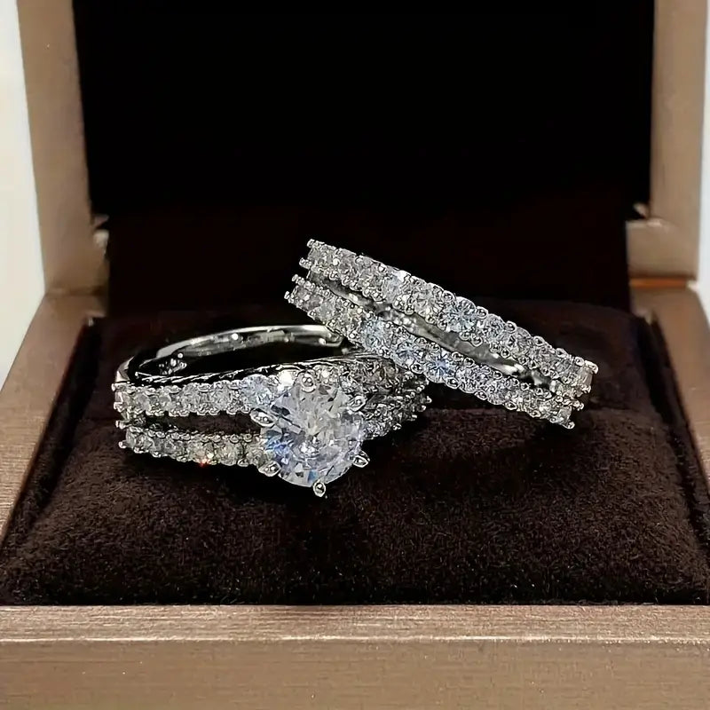 ZEVORA Eternal Radiance Ring Set – 18K Gold, White Gold & Rose Gold Stackable Set