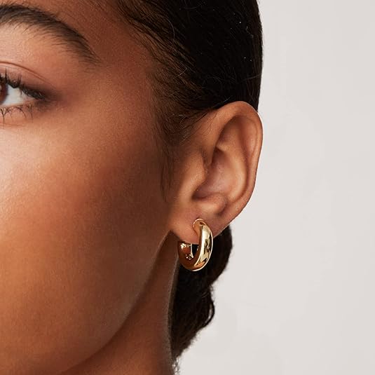 ZEVORA Stardust Hoop Earrings – Gold Sparkling Stardust Hoop Earrings