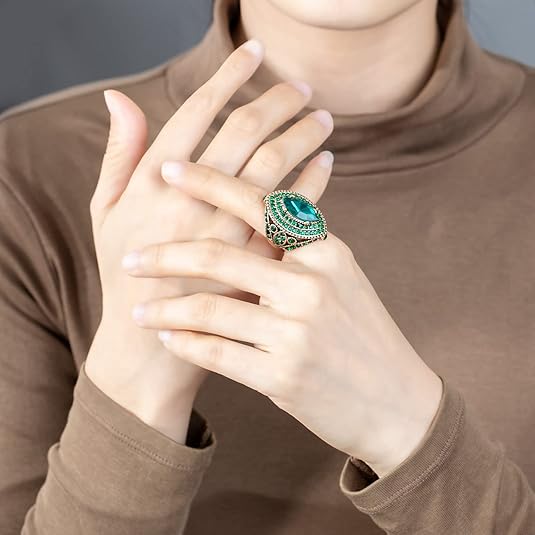 ZEVORA Emerald Regent Ring – Handmade Gold & Emerald Statement Jewelry
