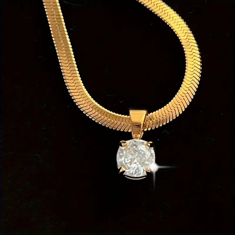ZEVORA Elegant Rhinestone Pendant Necklace – Gold