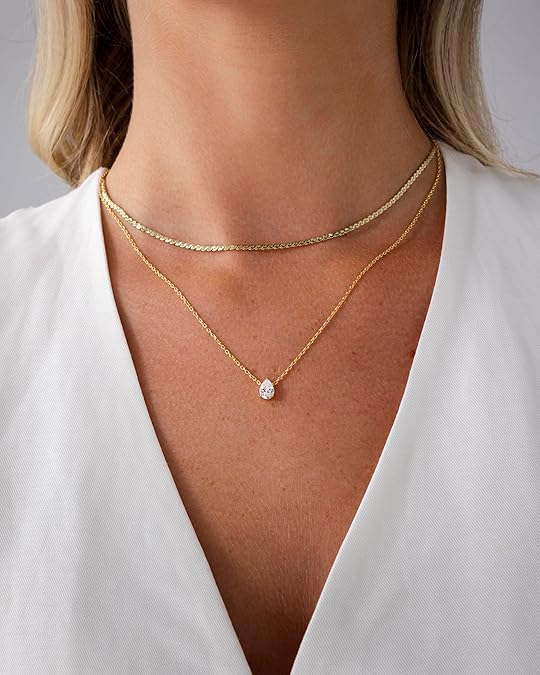 ZEVORA Halo Layered Necklace – Gold