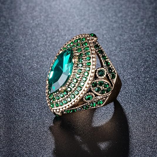ZEVORA Emerald Regent Ring – Handmade Gold & Emerald Statement Jewelry