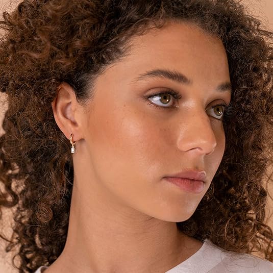 ZEVORA Bar Drop Earrings – Gold Minimalist Linear Bar Drop Earrings