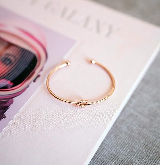 ZEVORA Love Knot Infinity Bracelet – Handmade Gold Jewelry
