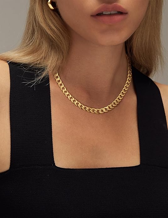 ZEVORA Chunky Cuban Link Necklace – Gold