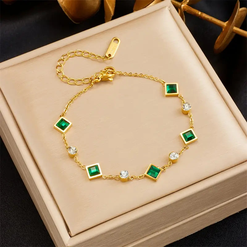ZEVORA Amelisse Glenwyn Bracelet – Handmade Gold & Emerald Jewelry