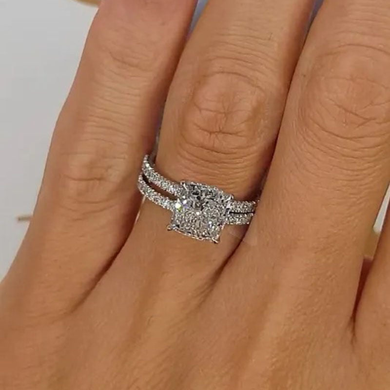 ZEVORA Bridal Cushion Ring Set – 16K White Gold 2-Piece Engagement Ring Set