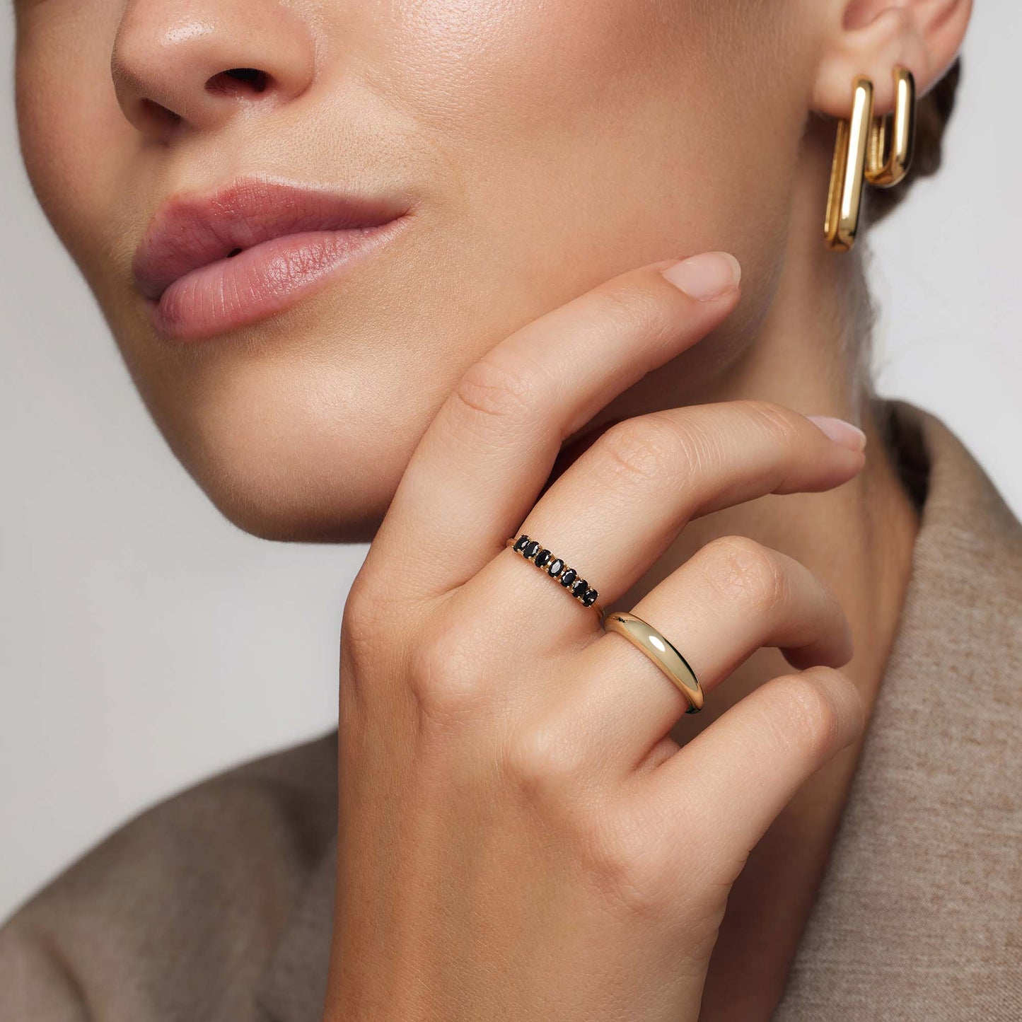ZEVORA Rock Solid Ring – Gold