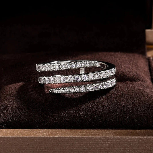 ZEVORA Mariavittoria Sassetti Ring – 18K White Gold Sculptural Statement Ring