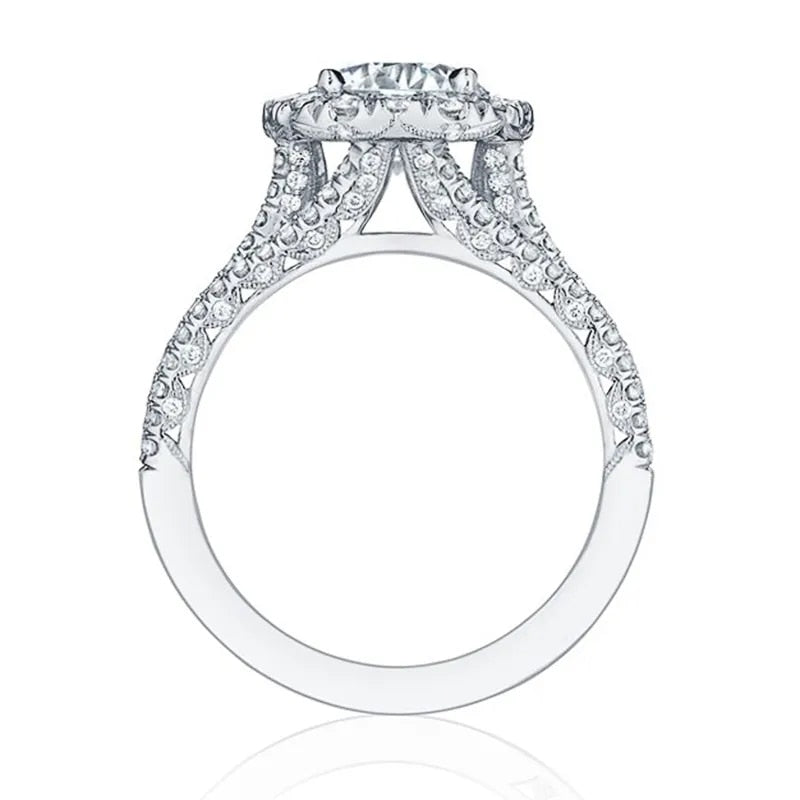 ZEVORA Clarinda Vellori Ring – 18K White Gold Elegant Cocktail Ring