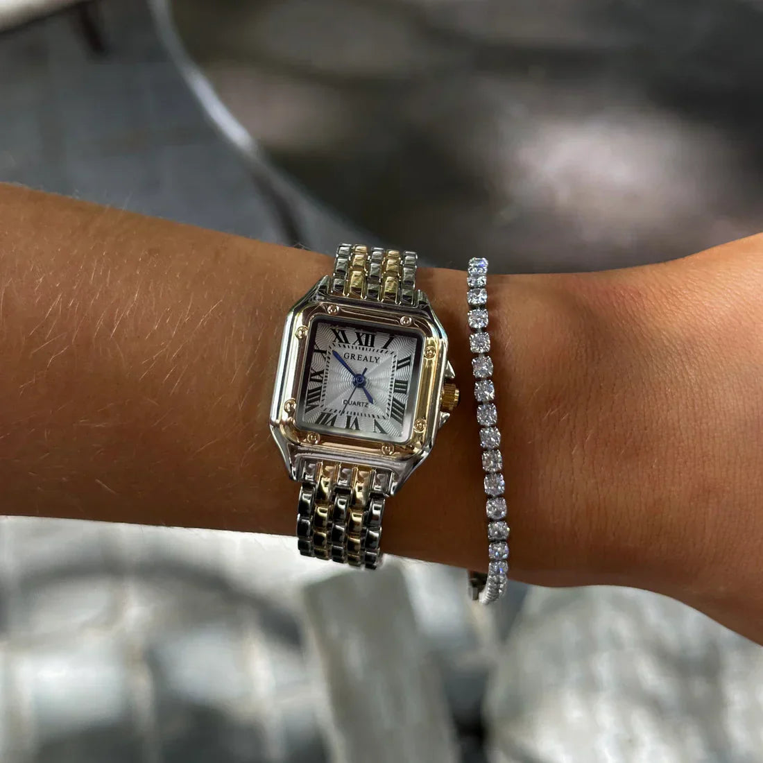 ZEVORA Fienna Watch – Gold