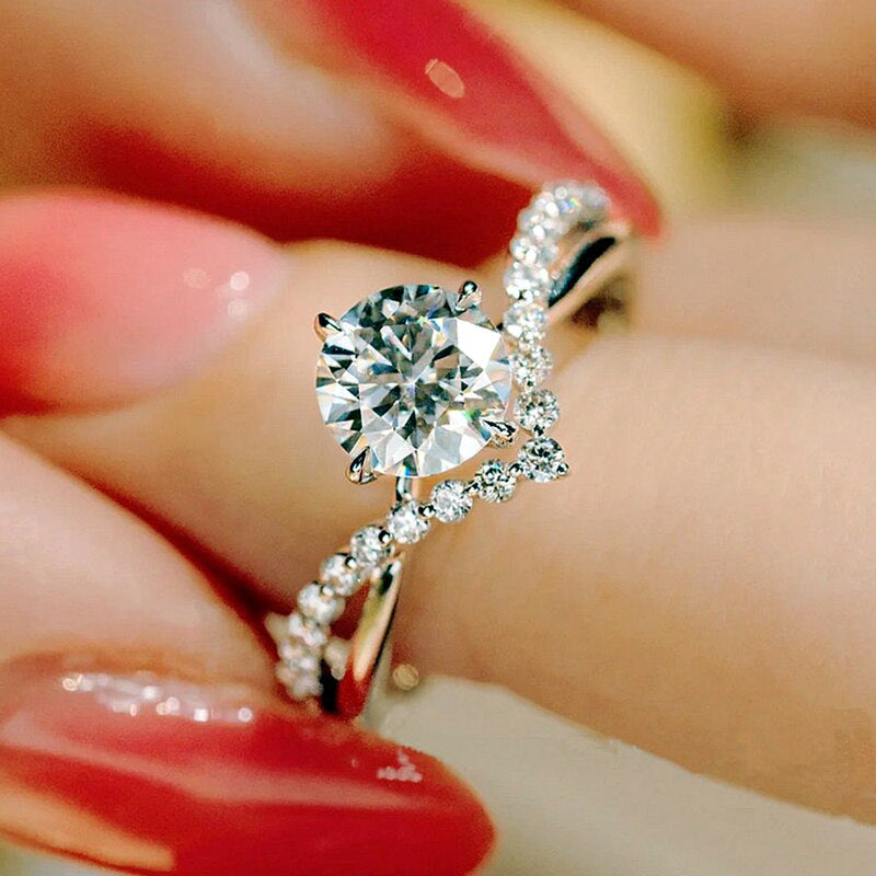 ZEVORA Celina Everhart Ring – Elegant 16K White Gold Statement Ring