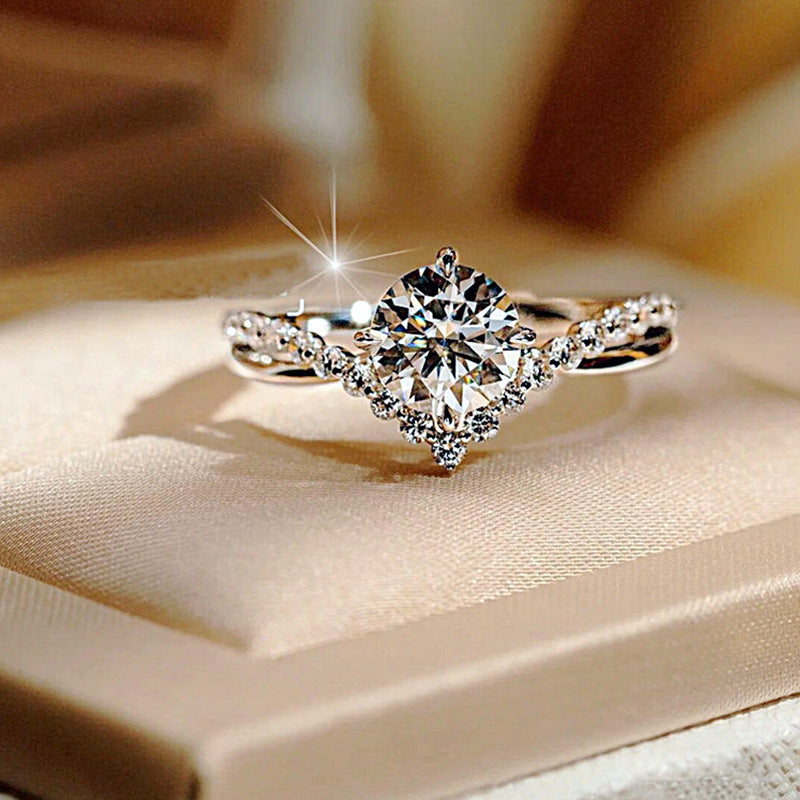 ZEVORA Celina Everhart Ring – Elegant 16K White Gold Statement Ring