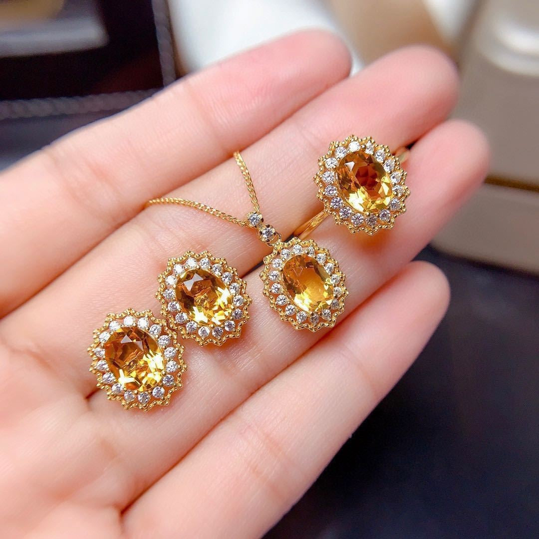 ZEVORA Solenne Vireya Jewelry Set – Gold