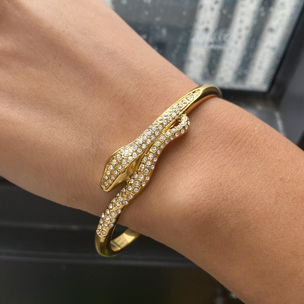 ZEVORA Cassian Veyne Bracelet Set – Handmade Gold Jewelry Set