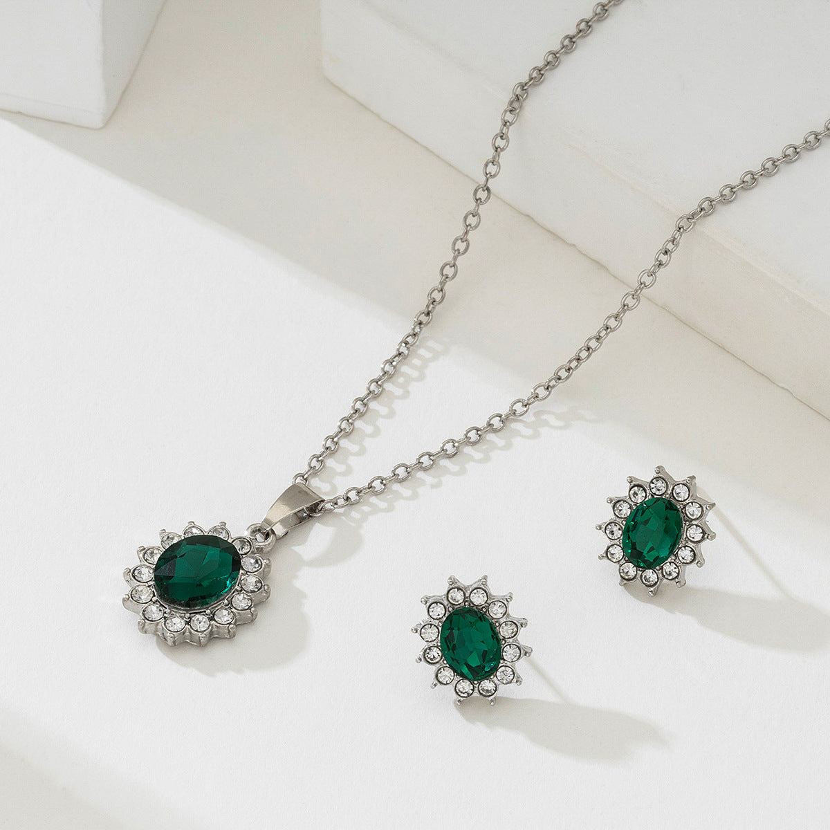 ZEVORA Katya Smeryn Jewelry Set – White Gold