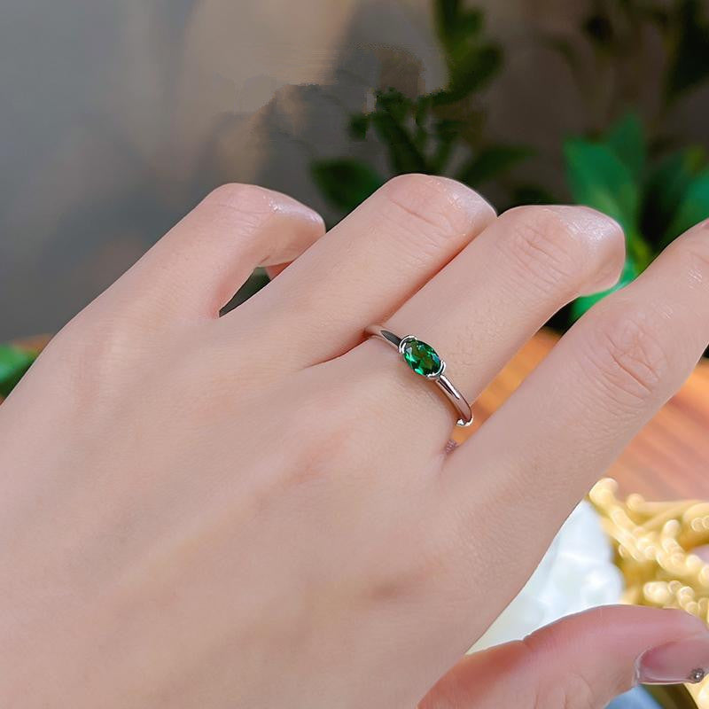 ZEVORA Naya Verdelle Ring – Handmade White Gold & Green Stone Jewelry