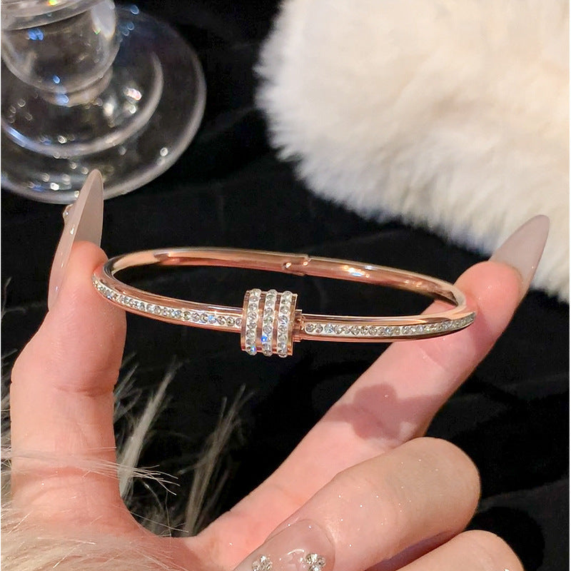 ZEVORA Vianna Lucente Bracelet – Handmade White Gold Jewelry