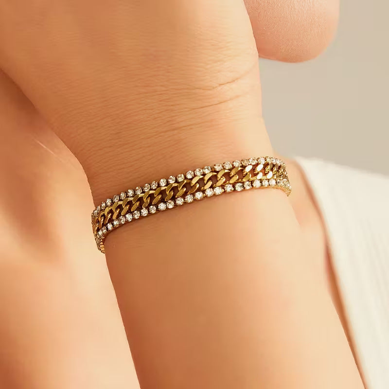 ZEVORA Vela Bracelet – Handmade Gold Jewelry
