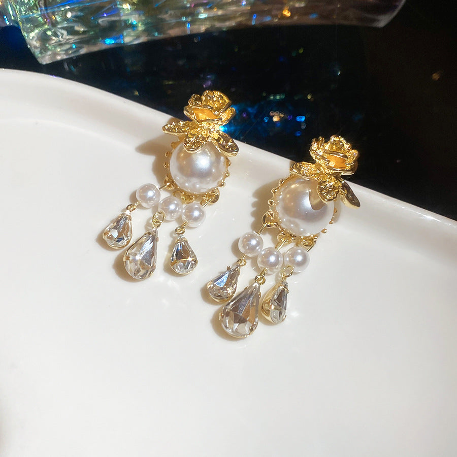 ZEVORA Ivoria Pearl Dew Drop Earrings – Gold Freshwater Pearl Drop Earrings