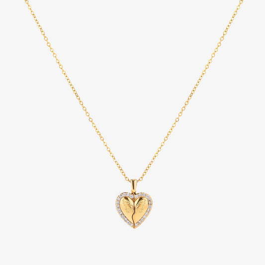ZEVORA Butterfly Heart Necklace – Gold
