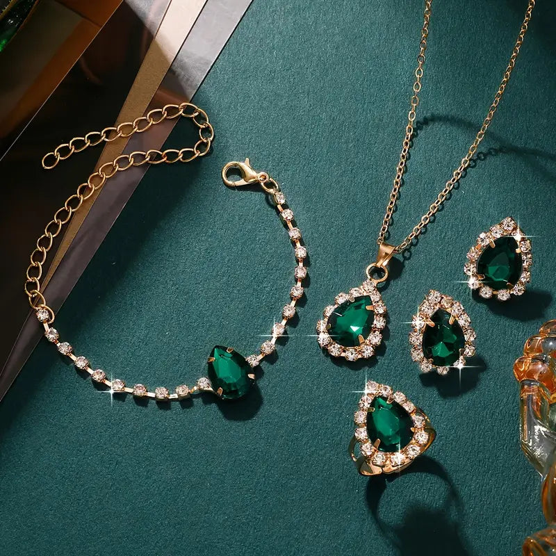 ZEVORA Elisandre Vermont Jewelry Set – Gold