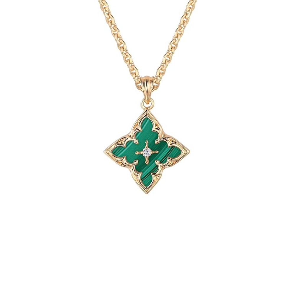 ZEVORA Emerald Clover Pendant Necklace – Gold