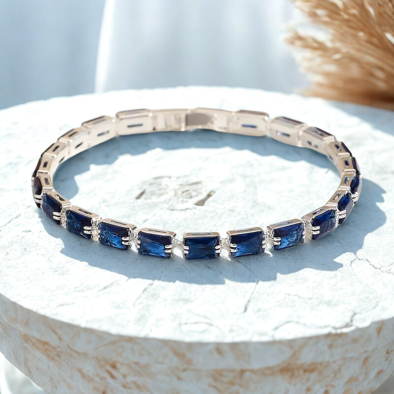 ZEVORA Mireda Thalindra Bracelet – Handmade White Gold & Sapphire Jewelry