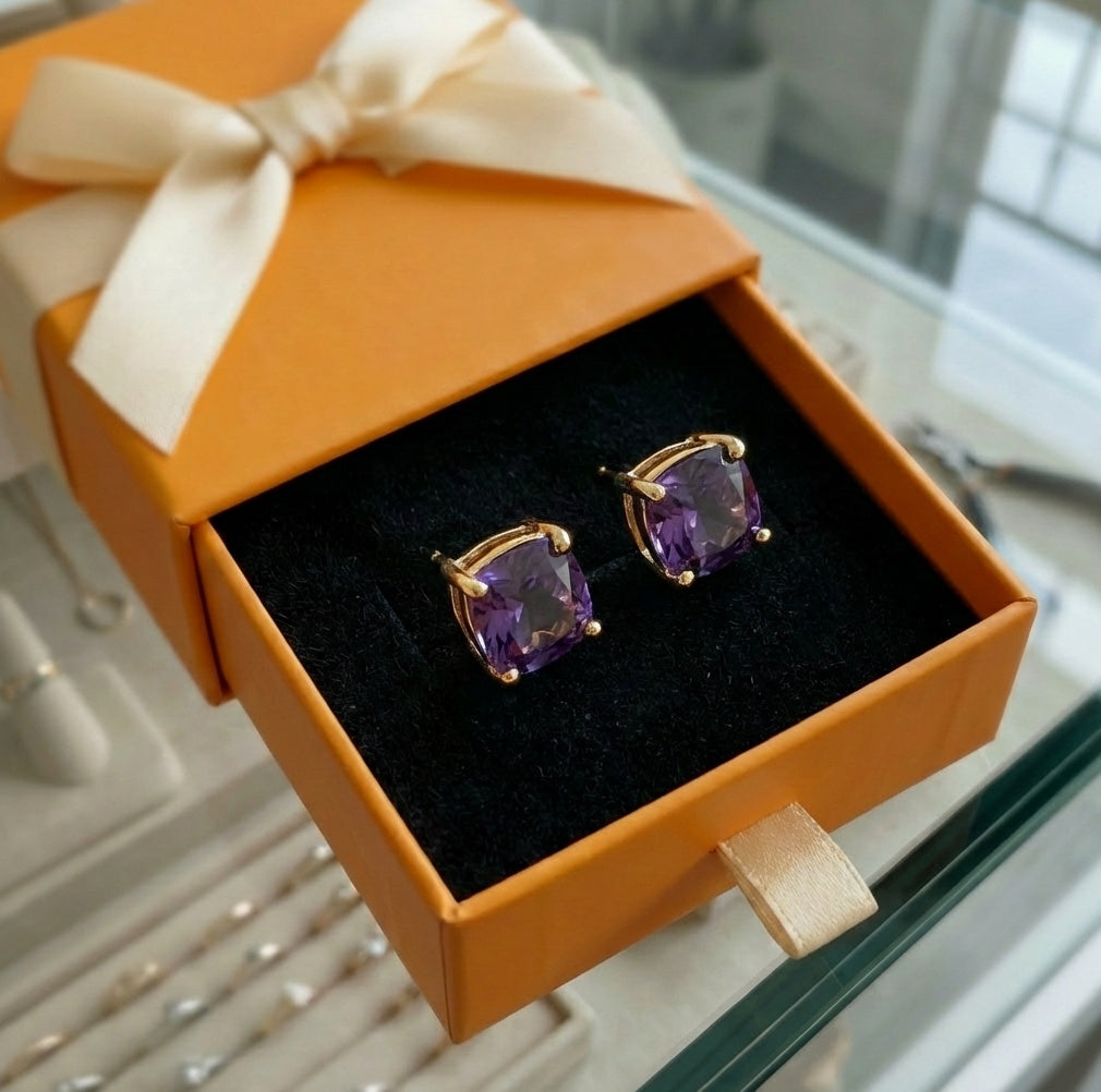 ZEVORA Amethyst Square Stud Earrings – Gold Purple Amethyst Geometric Square Studs
