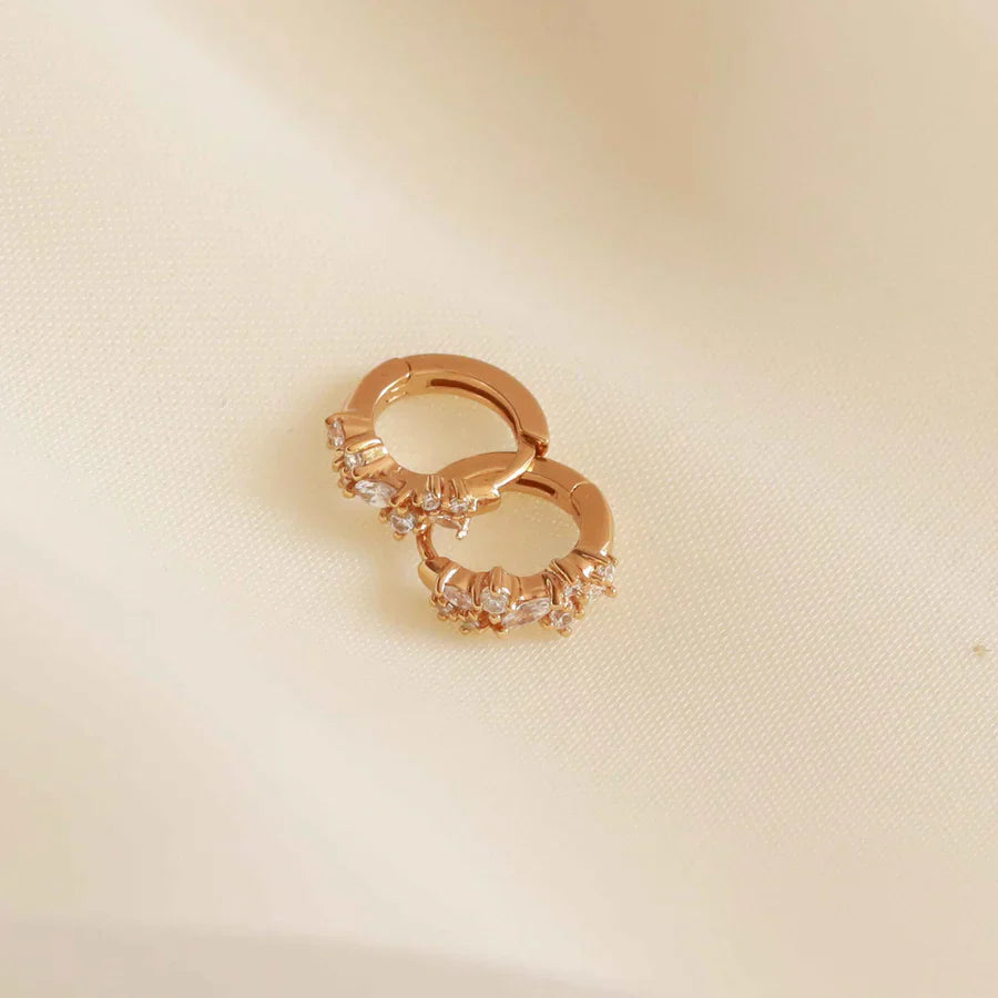 ZEVORA Crystal Cluster Huggies – Gold