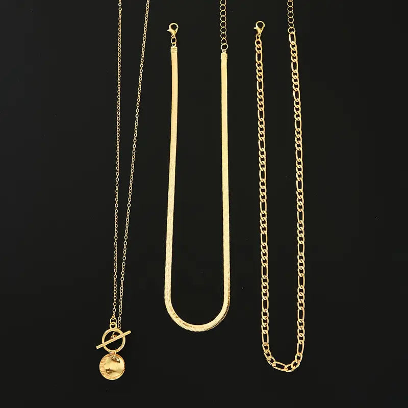 ZEVORA Savira Textured Coin Layered Necklace – Gold