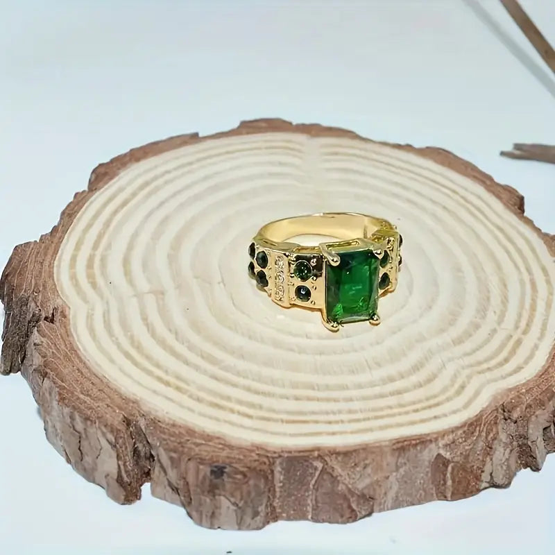 ZEVORA Averine Virdara Ring – Handmade Gold & Emerald Jewelry