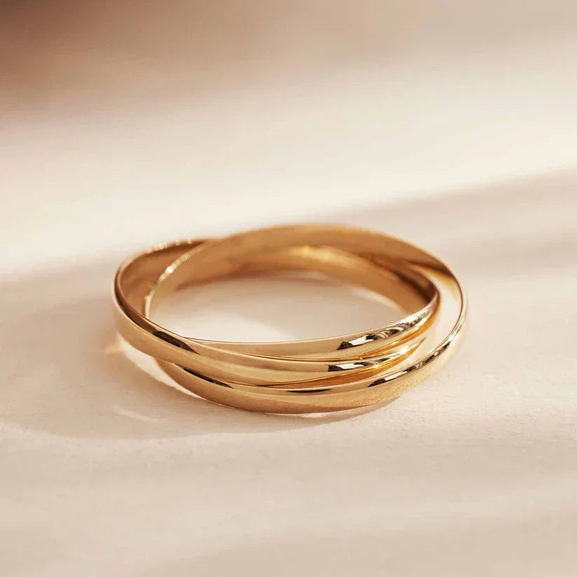 ZEVORA Léna Trielle Ring – Handmade Gold Jewelry