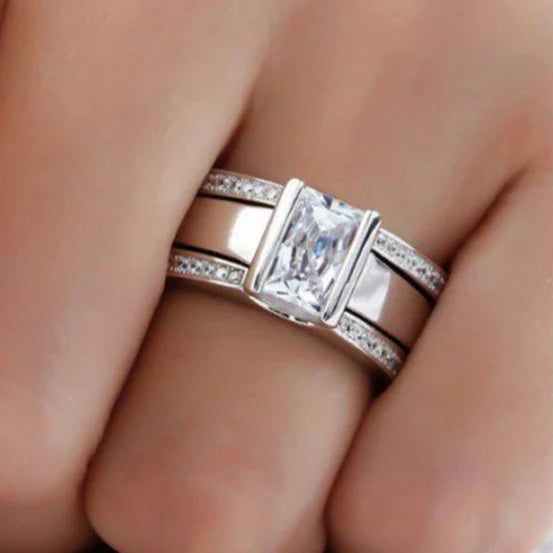 ZEVORA Antique Inlaid Glass Ring – White Gold
