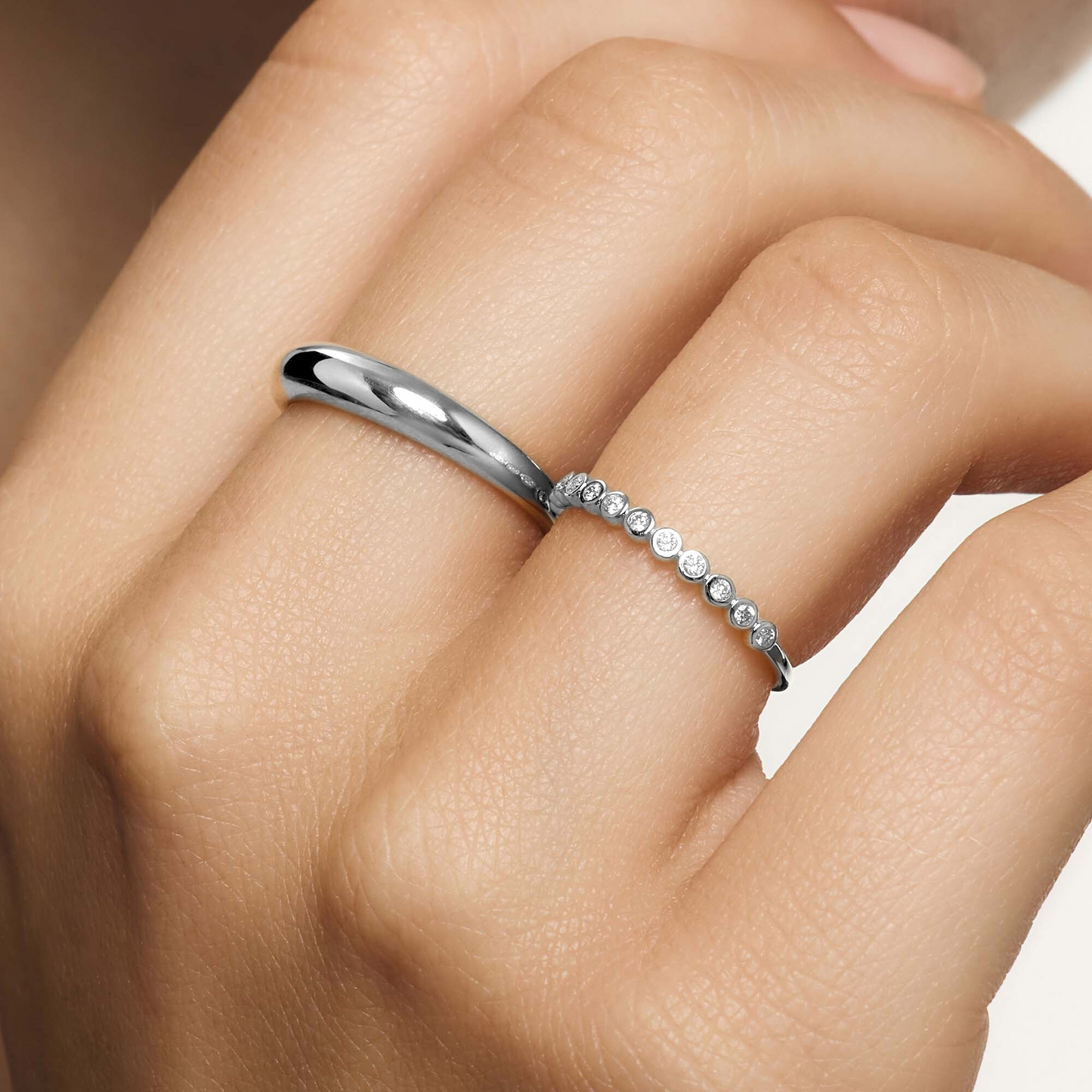 ZEVORA Diamond Bubble Ring – Gold