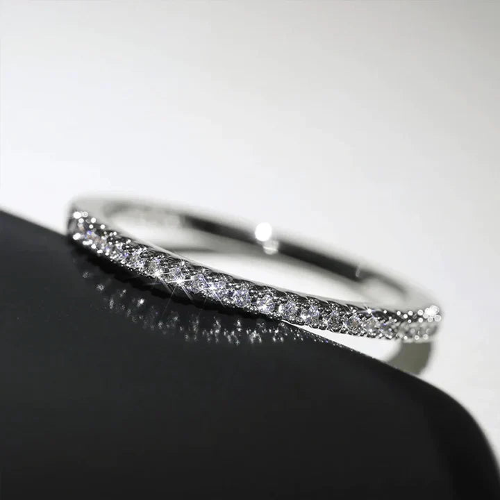 ZEVORA Palmina Verdalis Ring – Handmade White Gold & Green Stone Jewelry