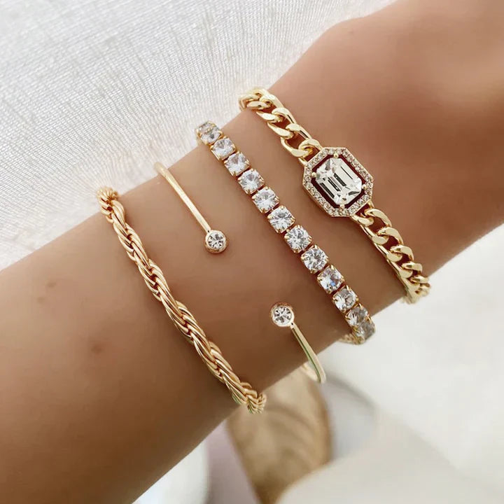 ZEVORA Domitia Calvina Bracelet Set – Handmade Gold Jewelry Set