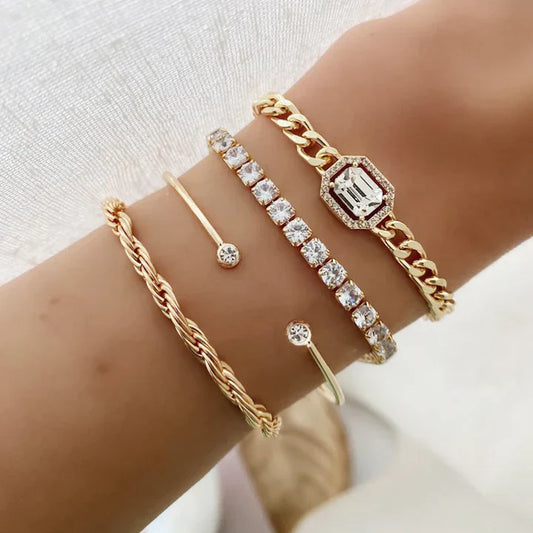 ZEVORA Domitia Calvina Bracelet Set – Handmade Gold Jewelry Set